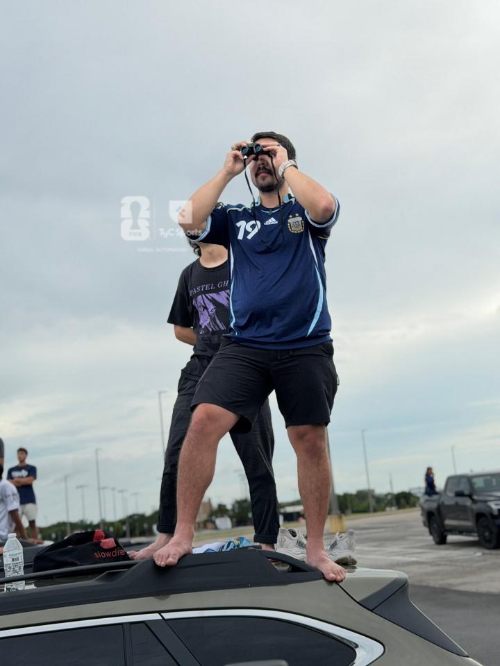 足球报：足协多个部门都在跟踪世界杯，国管部重点跟踪亚洲参赛队
